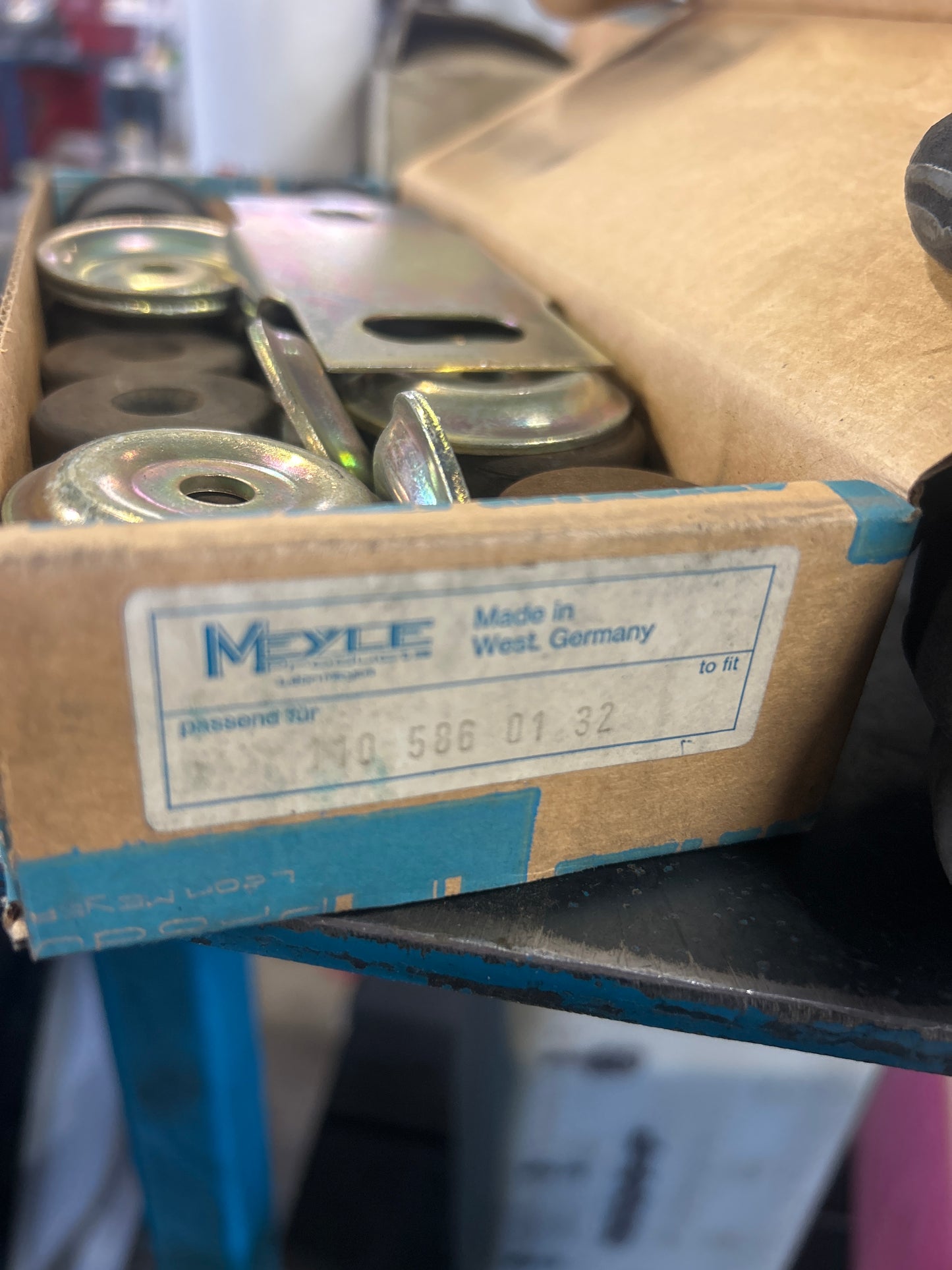 Rubber mounting kit