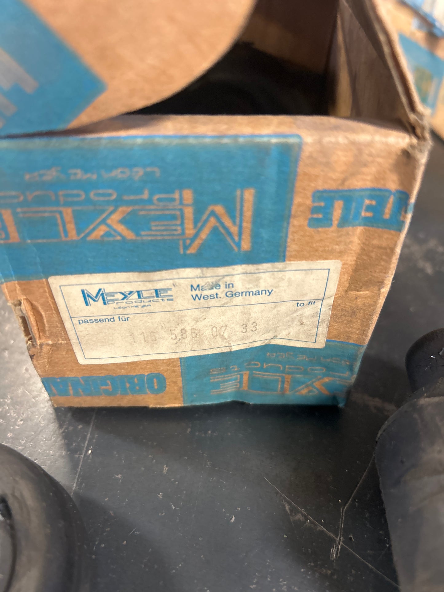 Rubber mounting