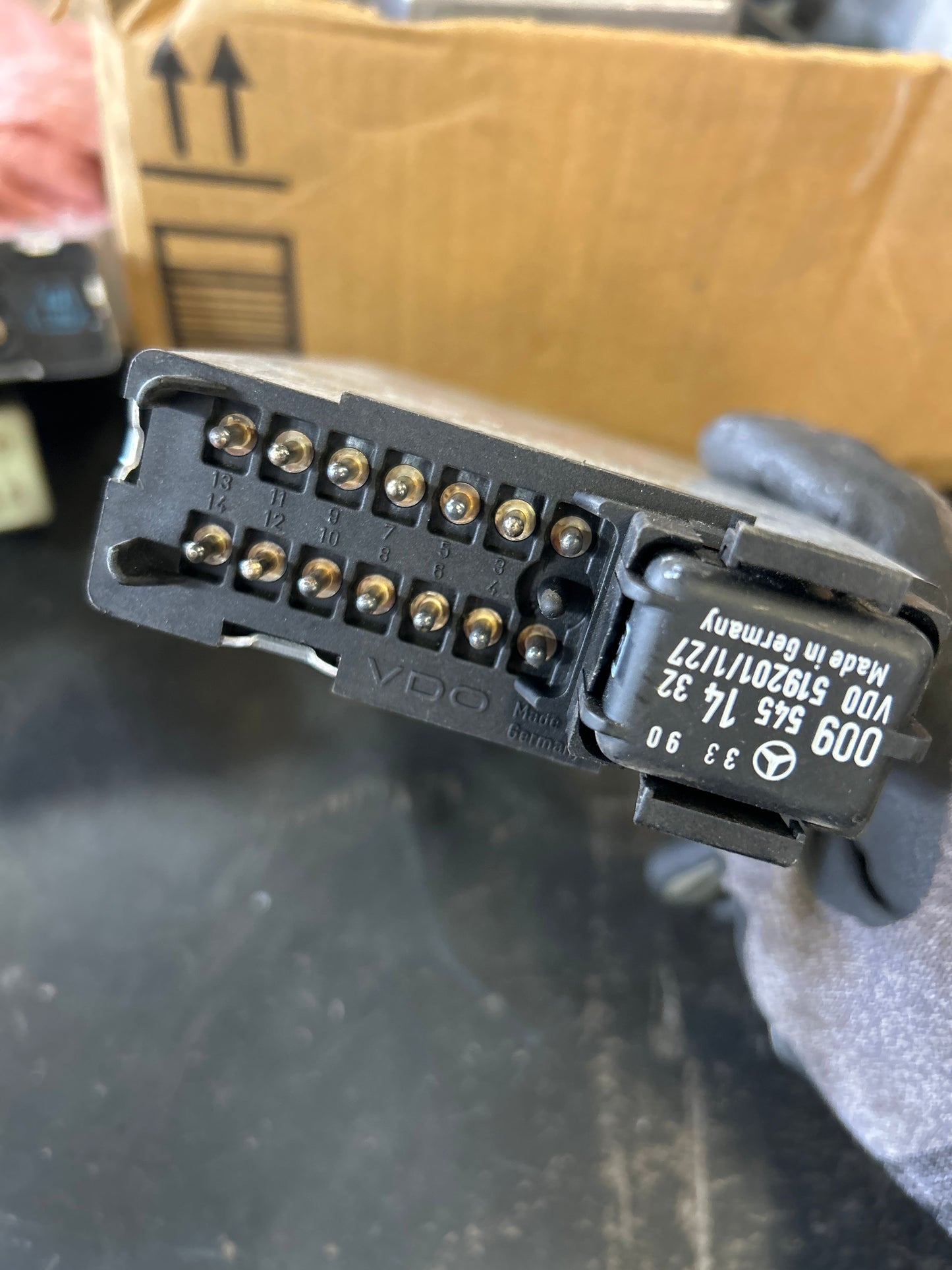 Cruise controls unit